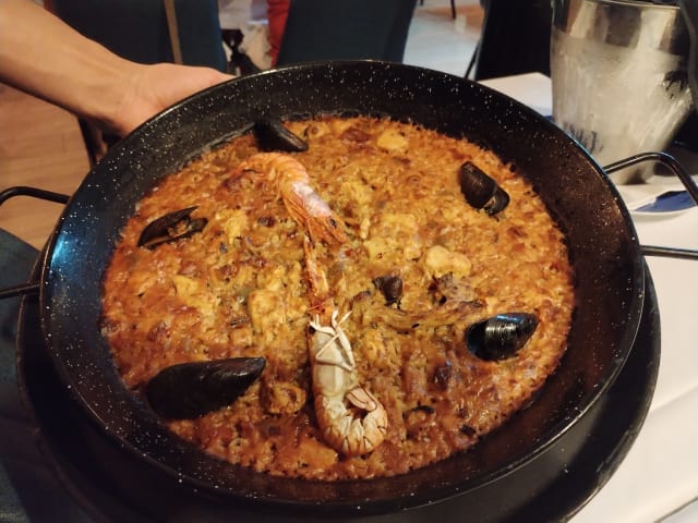 Paella de mar i muntanya - Octopus Migdia, Girona