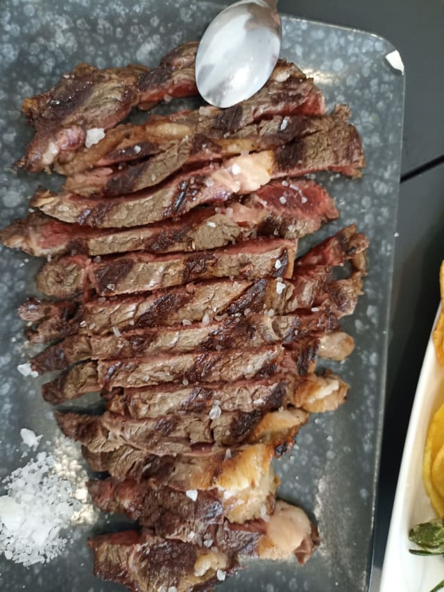 1/2 Kg Carne Roja - Restaurante DeGusta