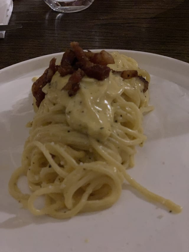 Tonnarelli alla carbonara - Hosteria La Stazione, Rome