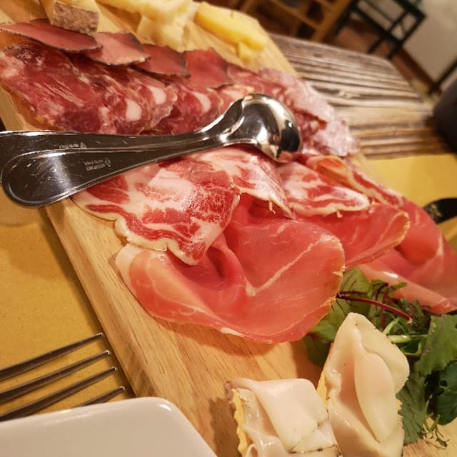 Tagliere di salumi - Osteria Corona dal Gamba