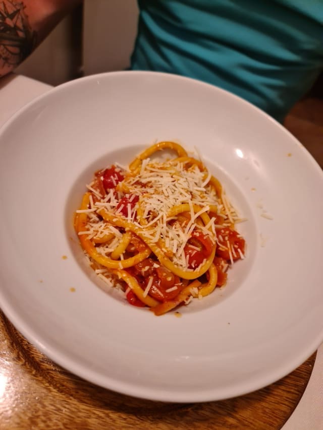 Bigoi al torchio guanciale,pomodorini,pecorino romano  - Osteria di Largo Kennedy, Rho