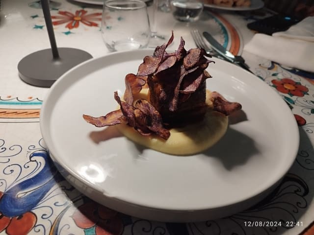 Pesce scottato con salsa di zucca e zenzero e panna acida - Palazzo Riama Agriresort, Naples