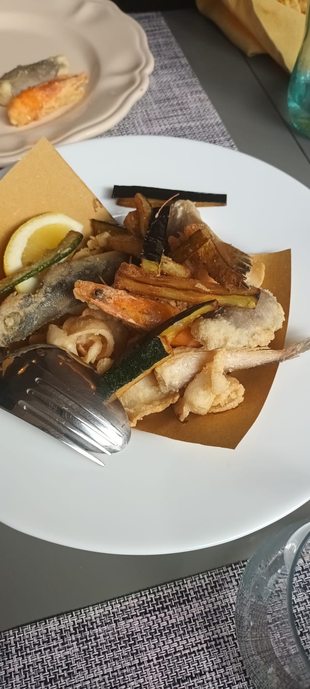 Frittura calamari e gamberi  - Profumo Divino, Lecce