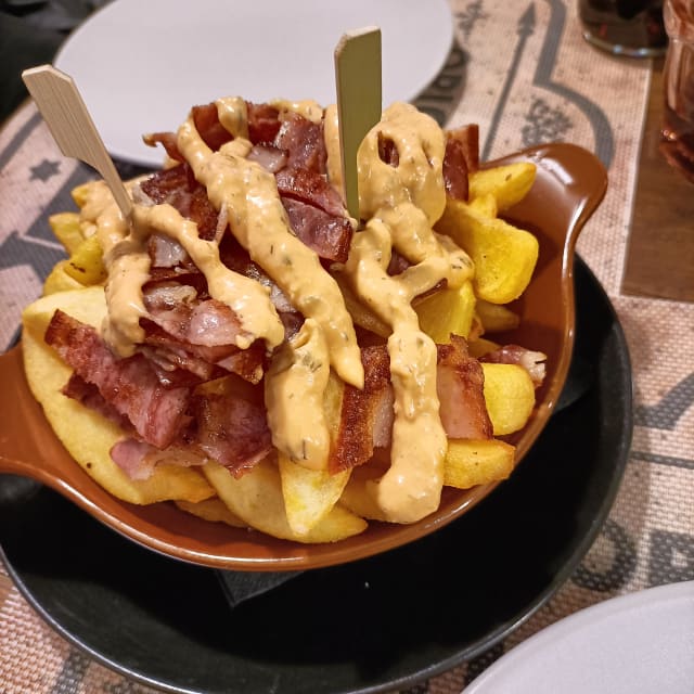 Bacon potatoes - King's road pub & grill, Caserta