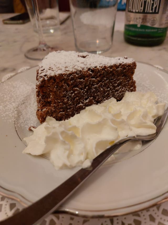 Torta caprese - Vino e Cucina, San Gemini