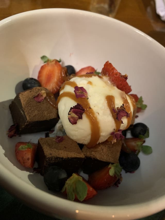 Brownie com gelado - 28 Restaurante, Lisbon