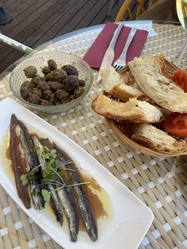 Anchovies  - El jardinet del Born