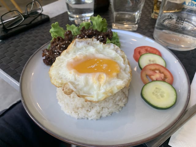 Tapsilog - Kusinela, Milan