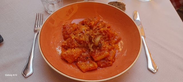 Bombolotti alla amatriciana - Hostaria del Roody, Rome