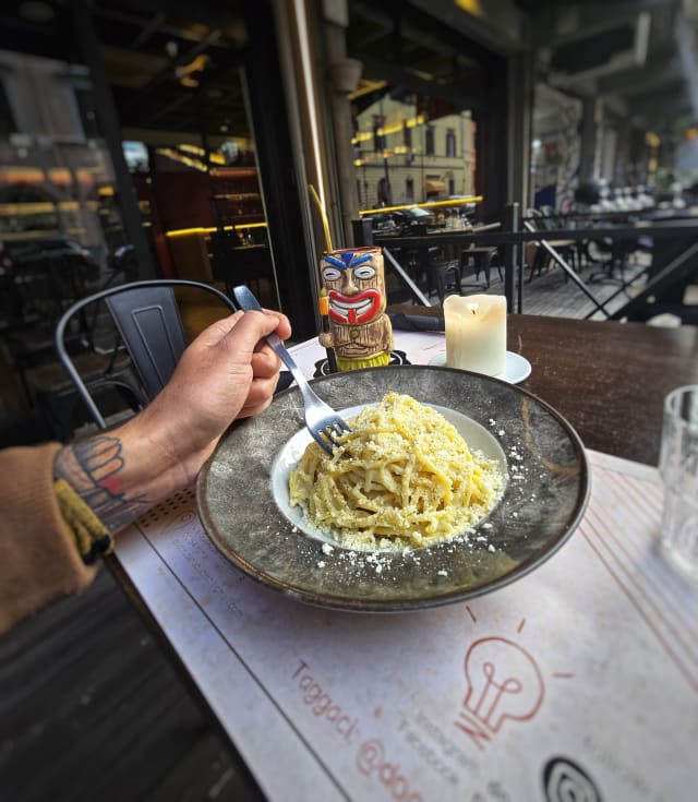 Tonnarello cacio pepe - DOC Enobistrot -    Cruderia & Cucina, Rome