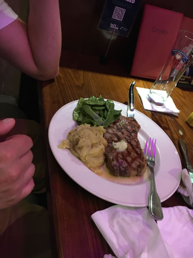 New York Strip Steak - Hard Rock Cafe Firenze, Florence