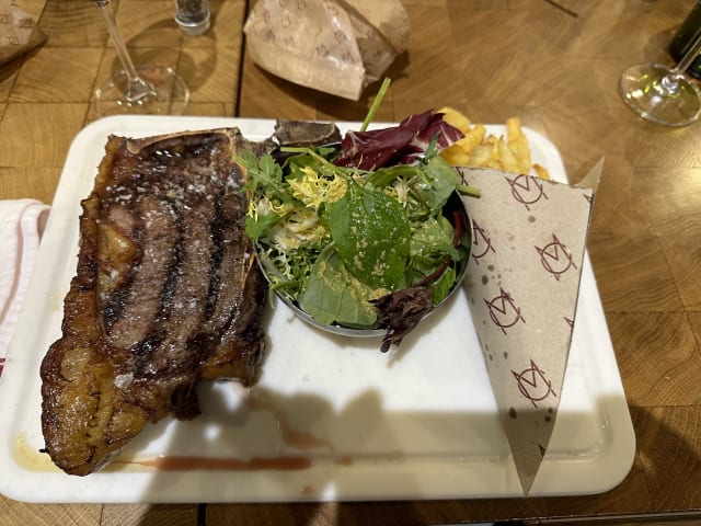 El chuletón de 1kg - Maison Carne Girona, Girona