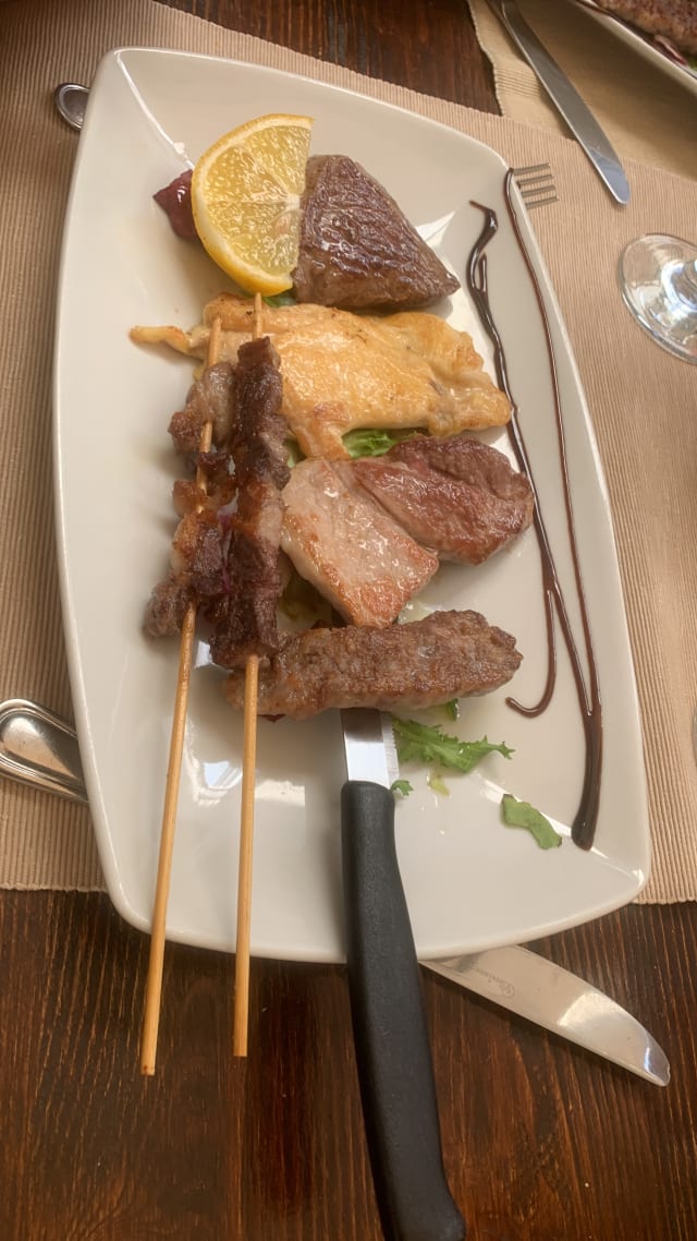 Grigliata di Carne - Osteria di Nerone