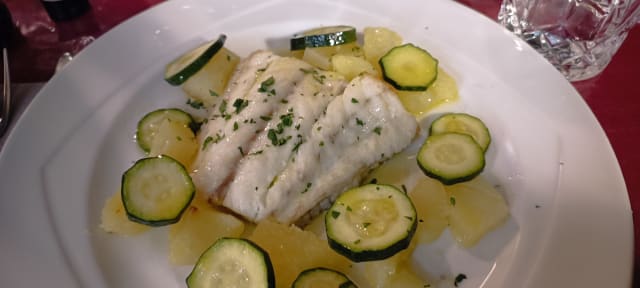 Filetto di Lampuga con patate al forno e zucchini  - Gambero, Bolzano