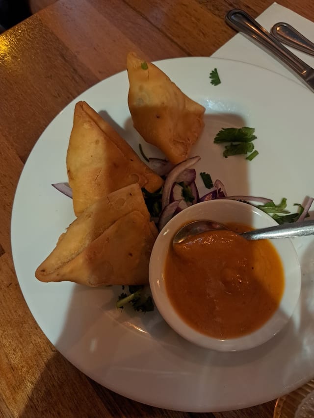 Samosa - Himalayan Kitchen