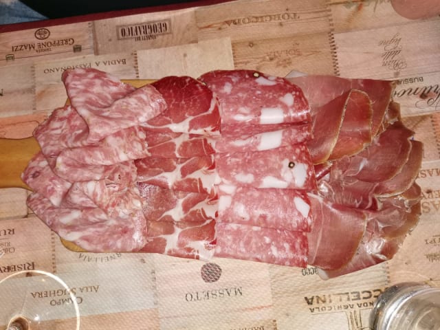 Tagliere di salumi misti del territorio - Hosteria "da Fermento", Pisa