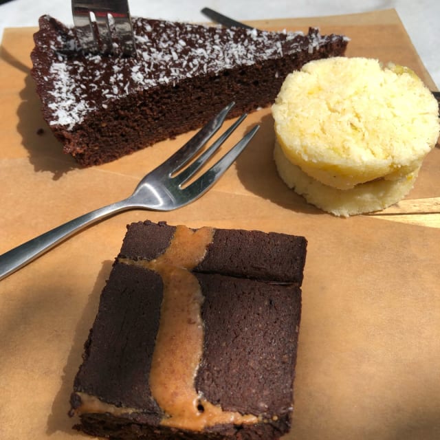 Vegan chocolate cake - The Golden Stork, The Hague