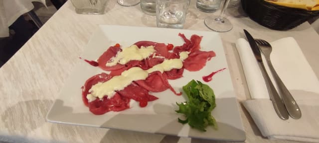 albese con fonduta tartufata - Ristorante del Duomo Bicerin, Turin