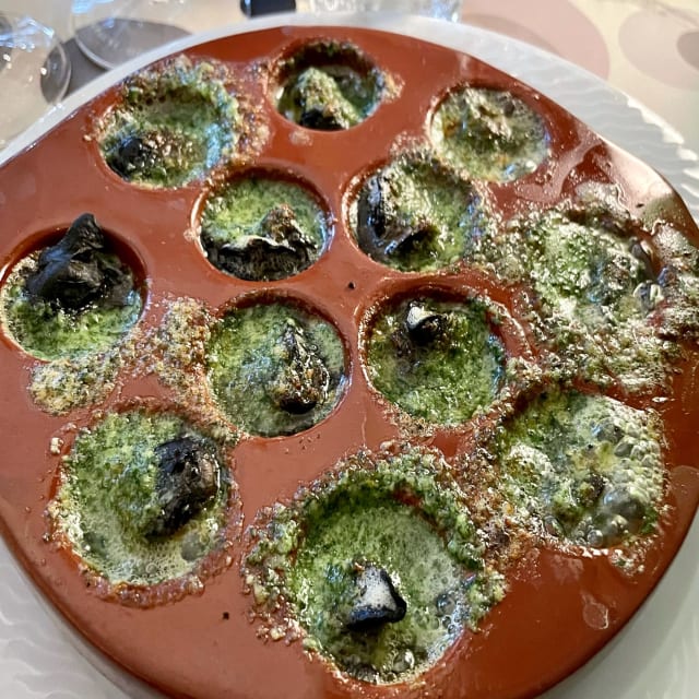 Poelons de 12 escargots - Au Petit Fourneau, Épernay