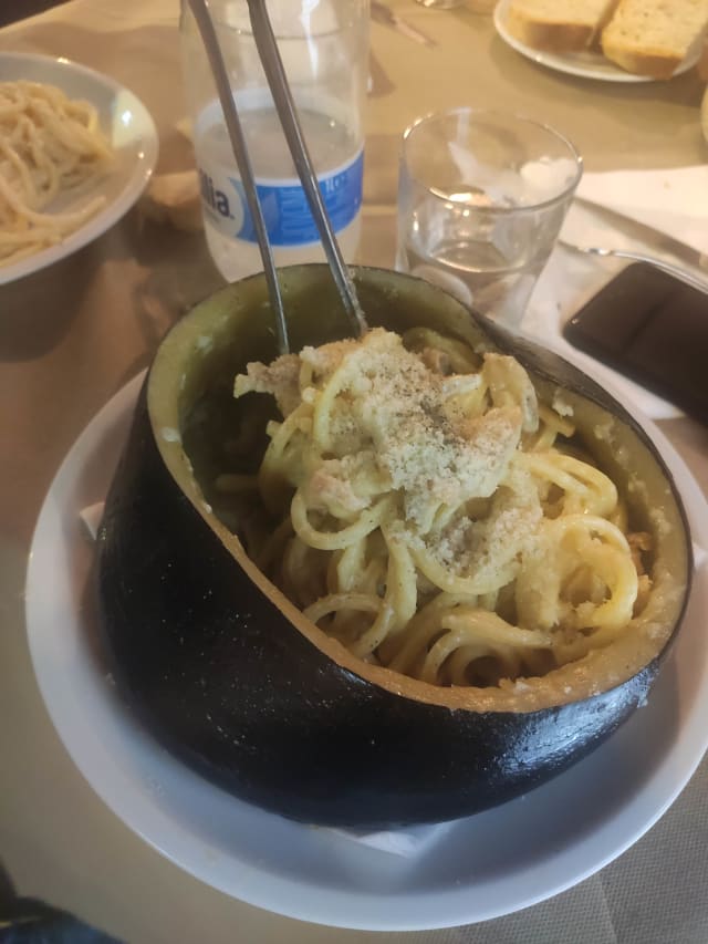 Cacio e pepe tonnarelli - La Fraschetta di Barbablù, Rome