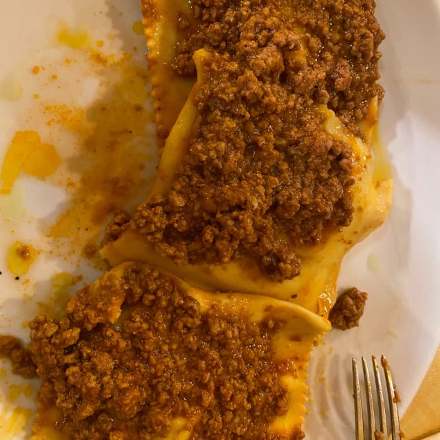 Tortelli maremmani al ragù - Osteria Sotto Le Logge