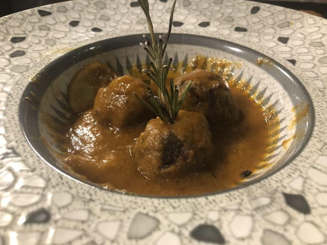 Albóndigas de rabo de toro - Poco a Poco, Pozuelo de Alarcón