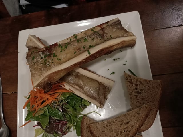 L'Os À Moëlle Fendu, Braisé À La Fleur De Sel - DU COQ À L'ÂNE, Rueil-Malmaison