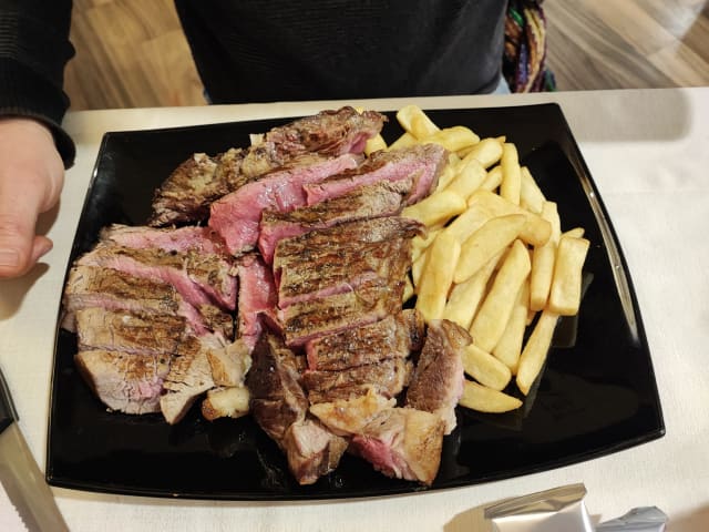 T-Bone Steak 1000 Gr. Circa  - Il Rubino, Borgaro Torinese