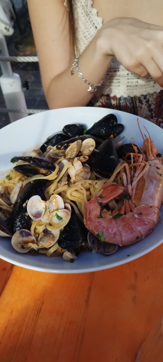 tagliolini allo scoglio - Porto 36