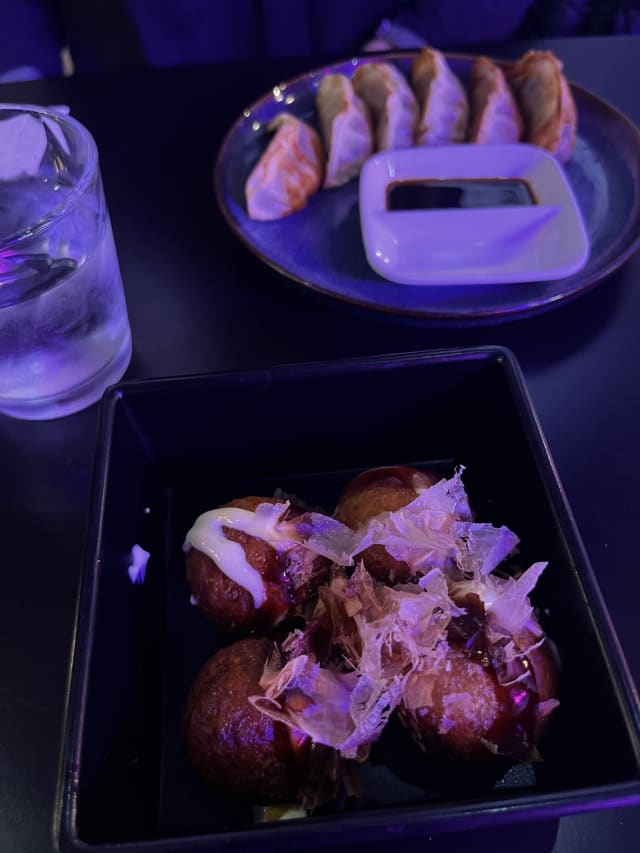 Takoyaki - Pink Fizz, Paris