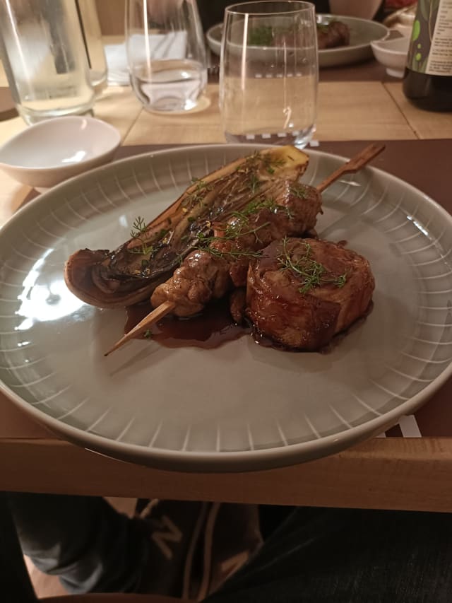 Pancia di Agnello arrosto con spiedo di coscia e fegato - Mercato Vianova, Perugia