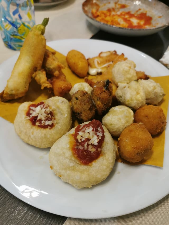 Il nostro fritto artigianale - Lungomare Cucina e Pizza