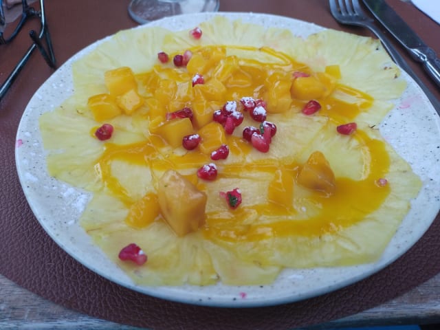 Carpaccio d'ananas - La Piscine, Melun