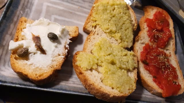 Bruschette di stappiamo - Stappiamo | Wine, Food, Drink