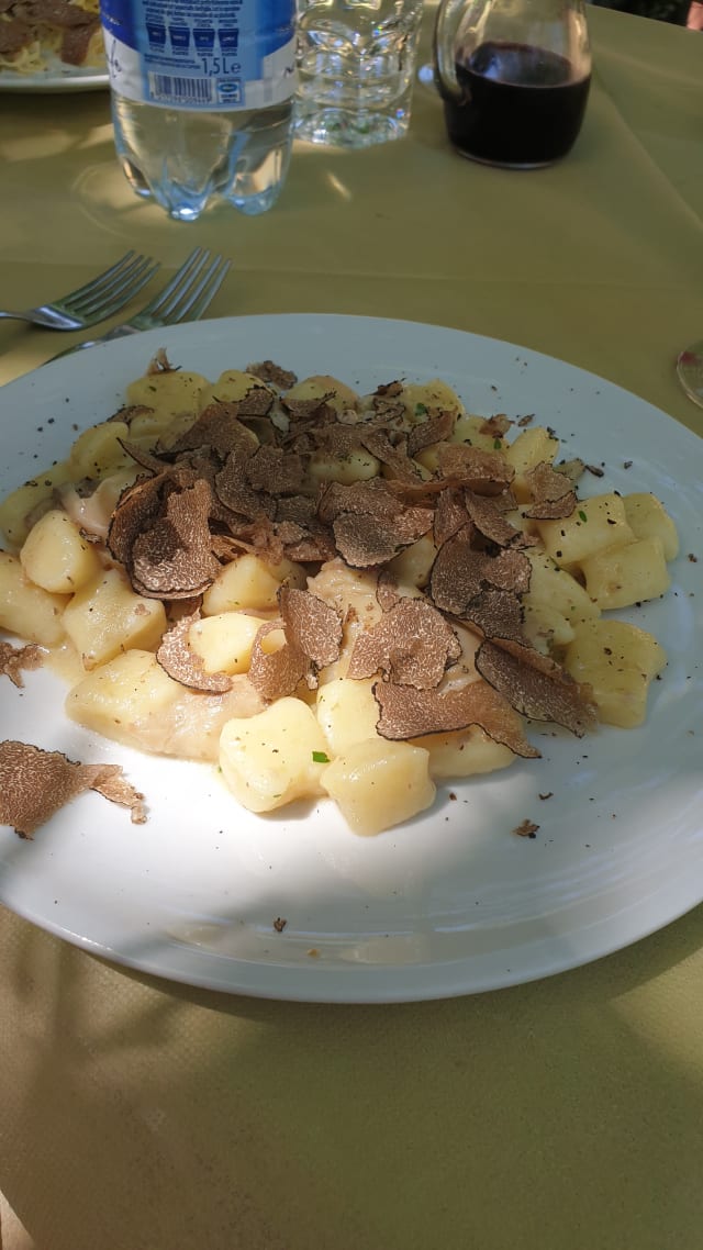 Gnocchi al tartufo bianco  - Osteria -Trattoria Bellaria