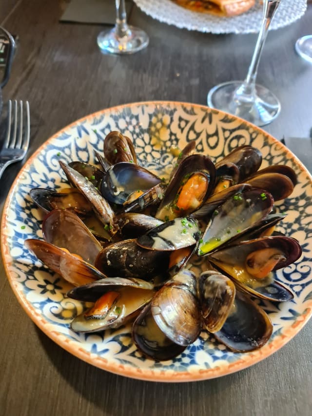 Mejillones De Batea Al Vapor - Louro, Barcelona