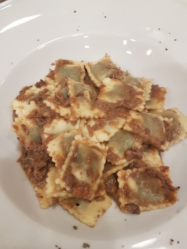 Ravioli al ragù bianco di cinghiale della casa - Al Marmo, Genoa