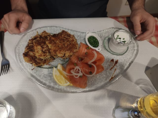 Saumon fumé, fromage blanc - Aux Trois Oies