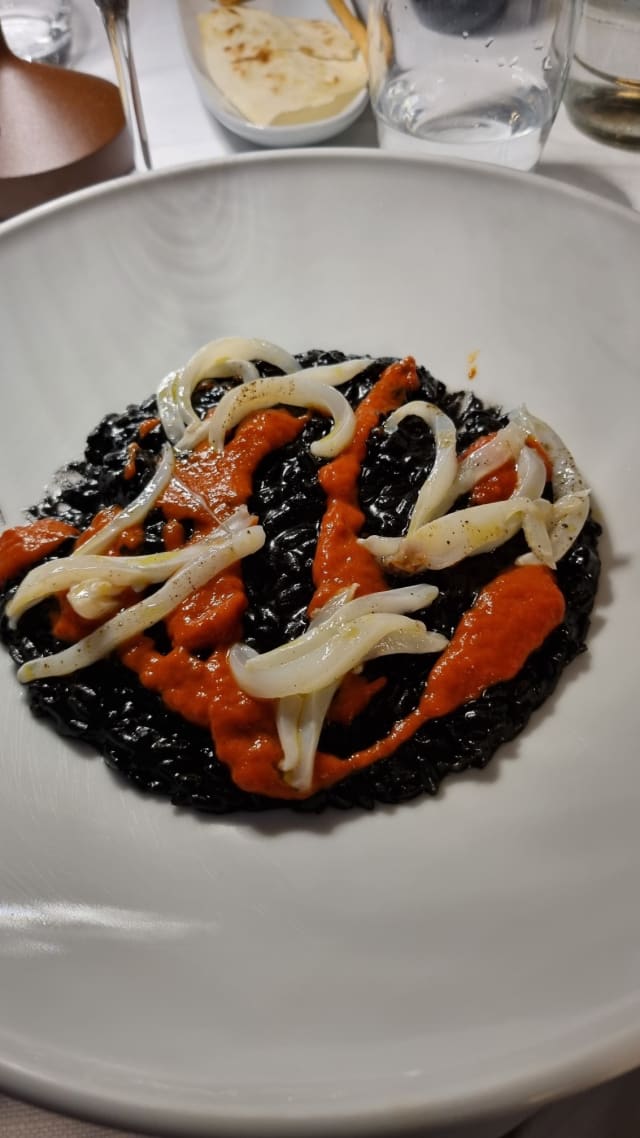 Risotto al nero - Cruditè Milano, Milan