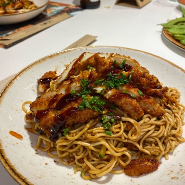  Corral Chicken Yakisoba - Udon Gran de Gràcia, Barcelona