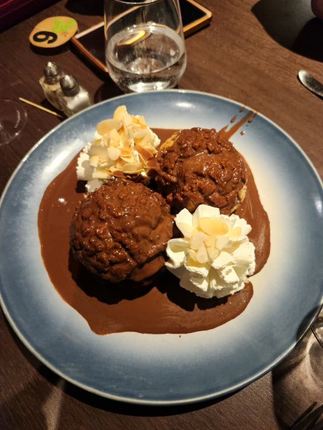 Profiteroles - Le Pavé des Minimes, Toulouse