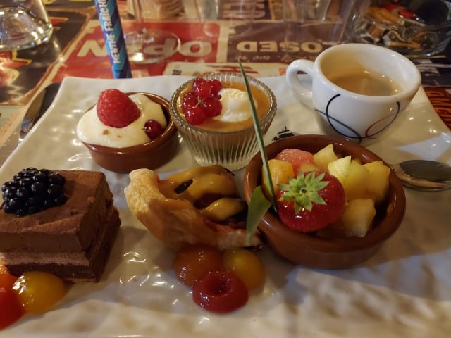 Café, déca, thé gourmand - Le Pavé des Minimes, Toulouse