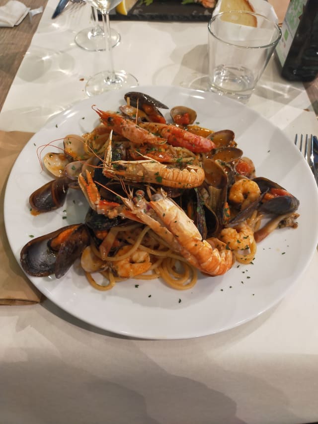 Spaghetti ai frutti di mare  - Ocean Restaurant, Milan