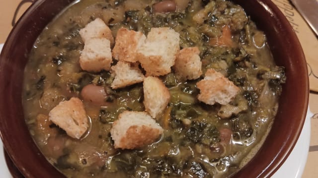 Ribollita toscana con crostini - Lucca in Tavola