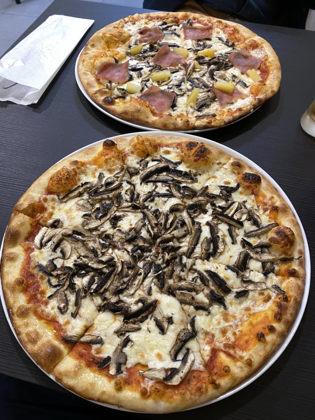 Pizza fungi - Choice Italian, Lisbon