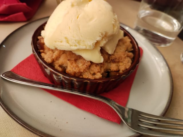 Crumble di mele  - Nouvelle Vague, Genoa