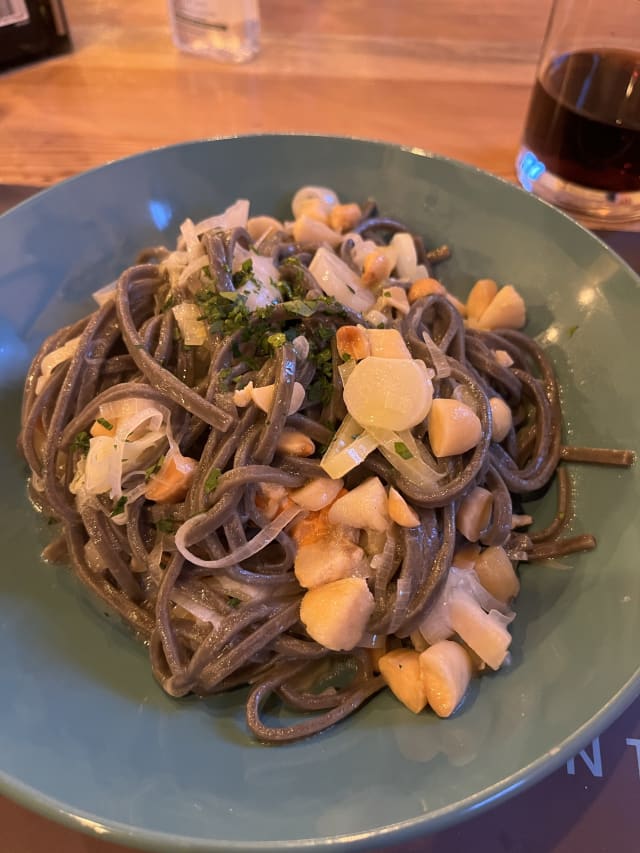 Tagliolini al nero di seppia  - Nostrano