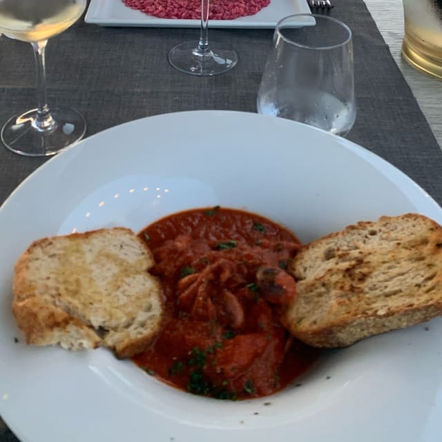 Zuppetta di Moscardini con Crostone - Ristorante Bagno Italia