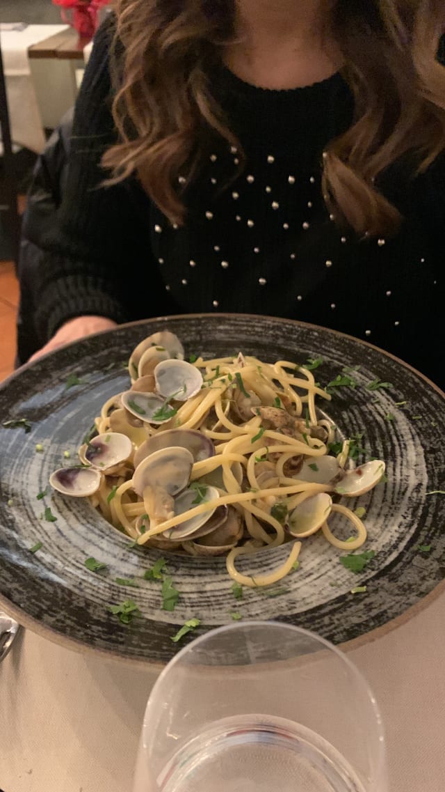 Spaghetti Alle Vongole - Be Bistrot