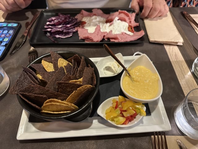 Baccalà mantecato con pane di segale e composta di cipolle - Say Cheese Bistrot, Milan